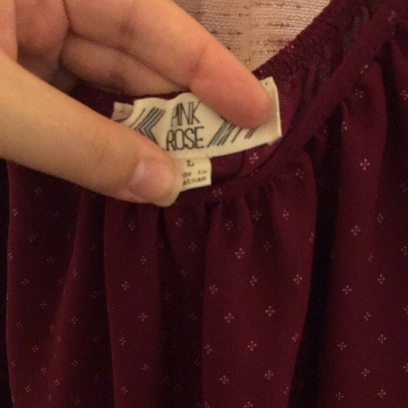 Pink Rose Cold Shoulder Top Burgundy Size L - Picture 3 of 3